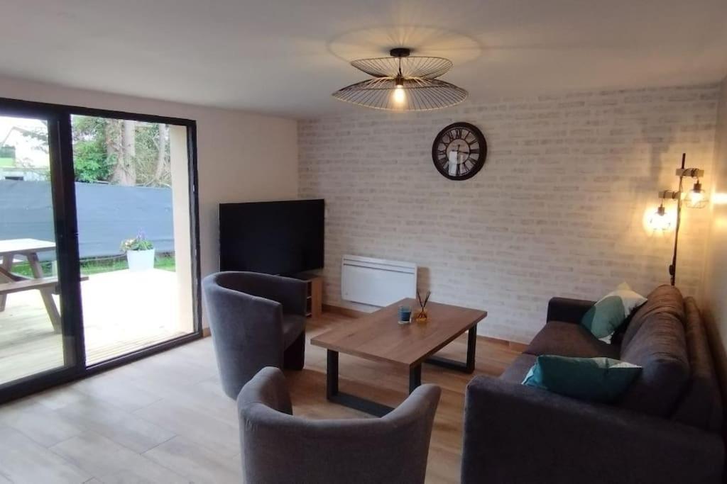 Charmante Maison De Campagne, Avec Jardin, Vue Riviere, 15 Min Cabourg Basseneville Exterior photo